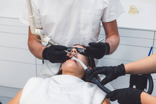 Best Holiday Emergency Dentist in Lochmoor Waterway Estates, FL